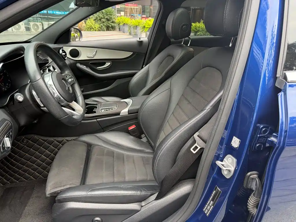 Mercedes-Benz C-Class — миниатюра 8