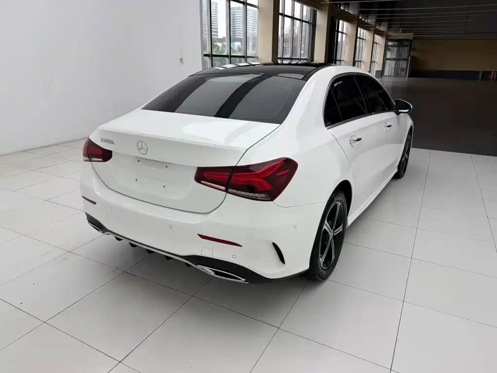 Mercedes-Benz A-Class — миниатюра 9
