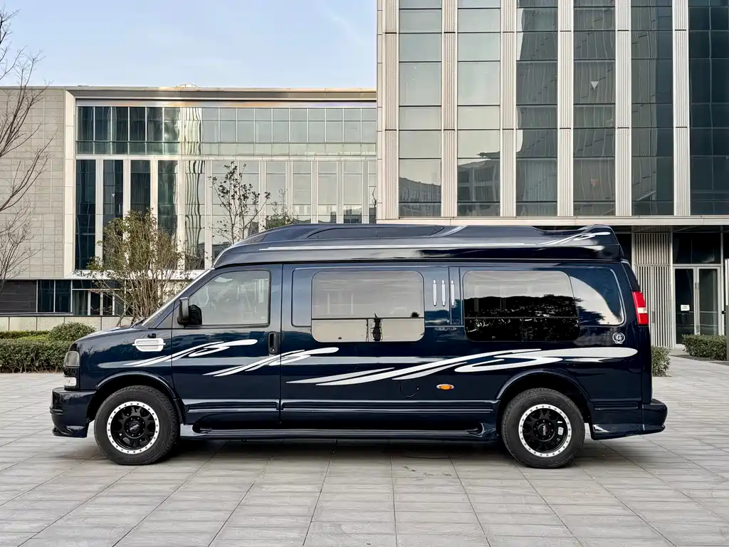 GMC Savana 2015 6.0L G660L