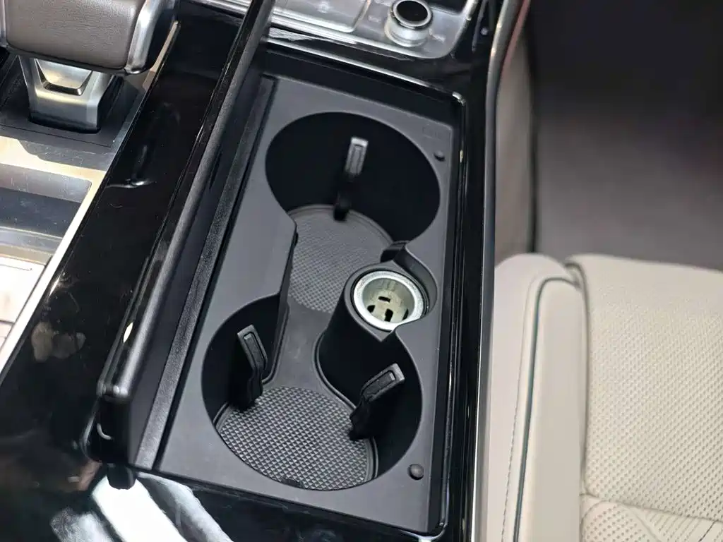 Audi A8 — миниатюра 39