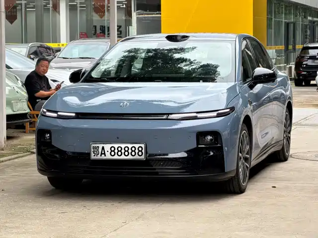 2025 Leapmotor B01