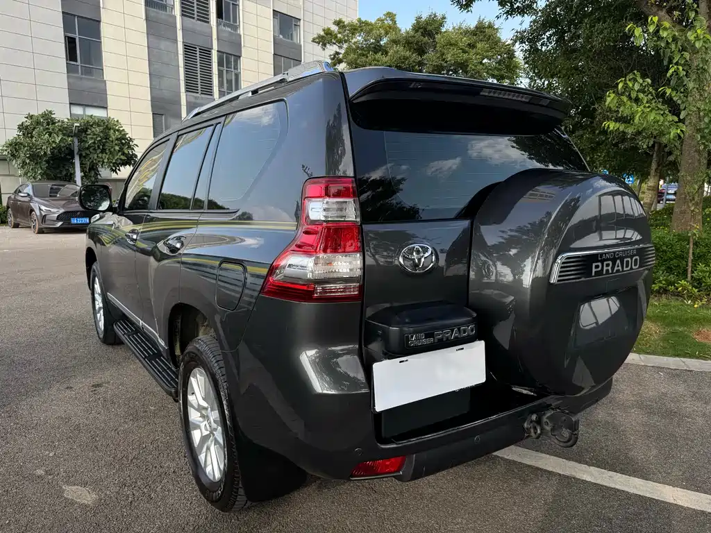Toyota Prado (Import) — миниатюра 7