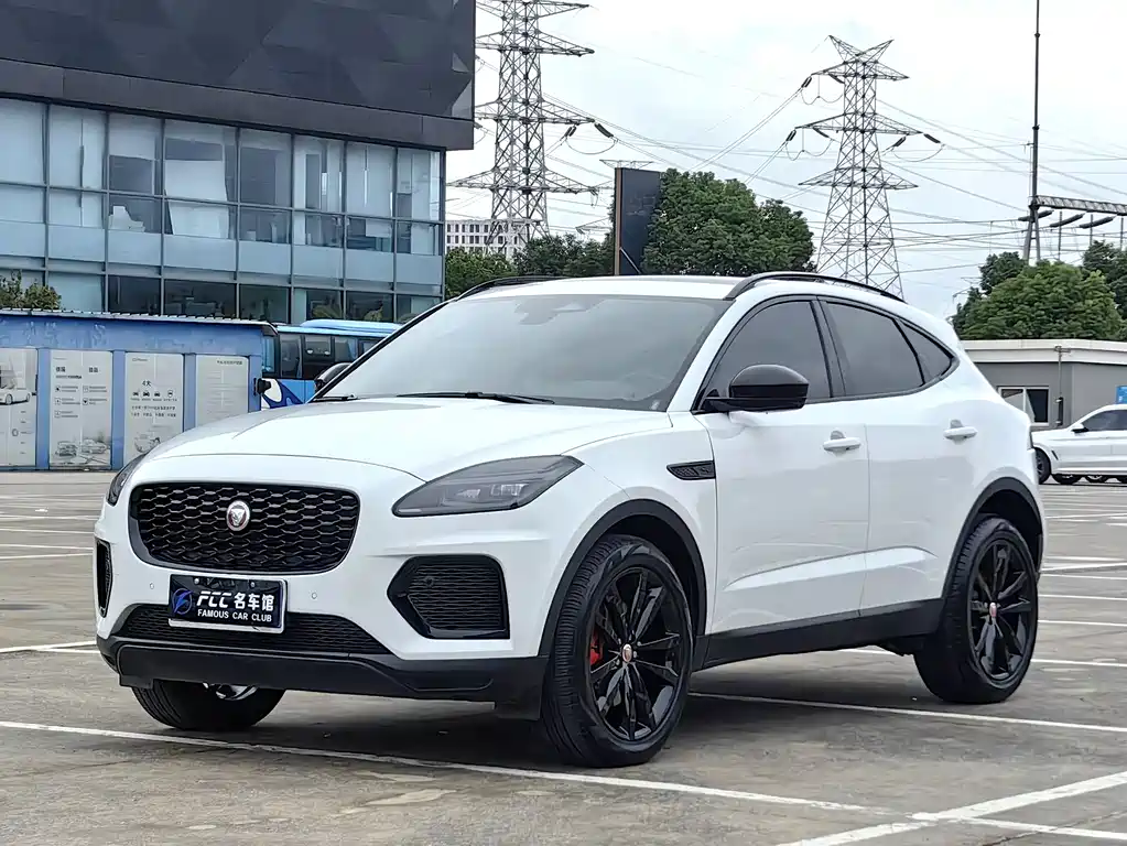 JAGUAR E PACE