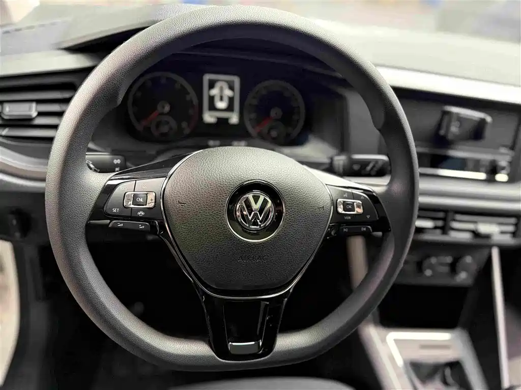 Volkswagen Polo — миниатюра 17