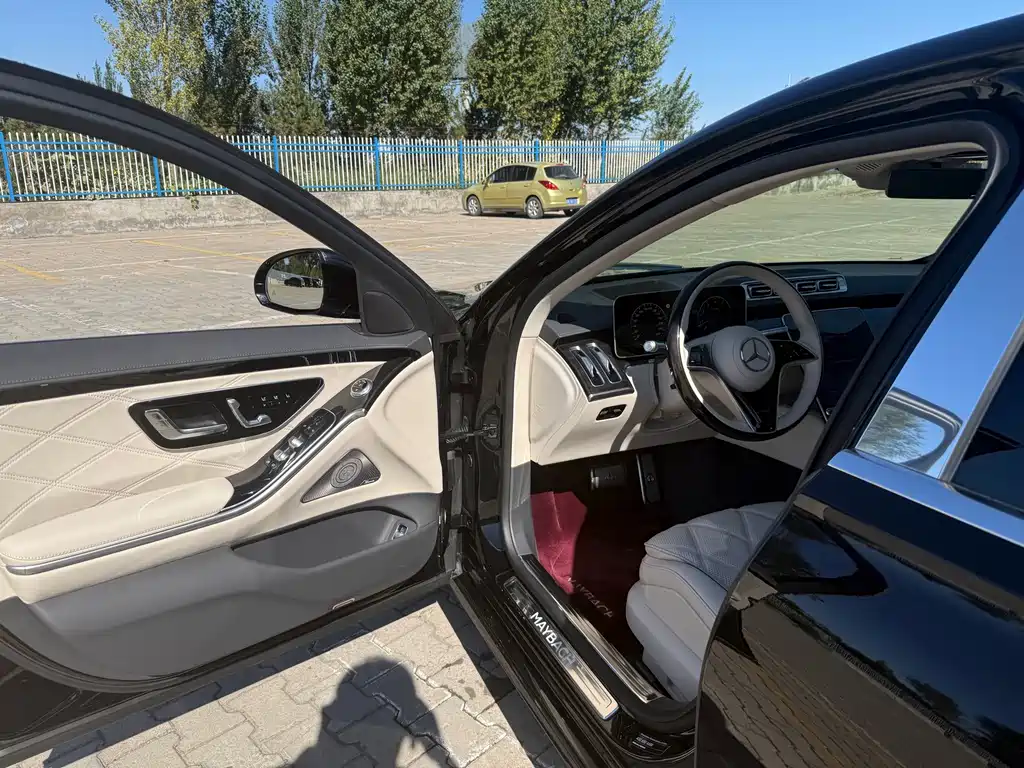 Mercedes-Benz S-Class — миниатюра 7