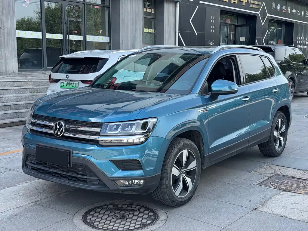 Volkswagen Tharu