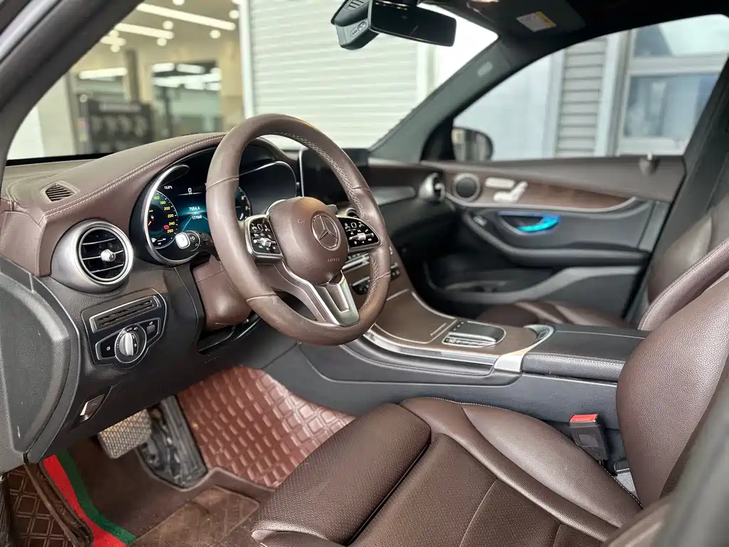 Mercedes-Benz GLC 2020 GLC 260 L 4MATIC Luxury