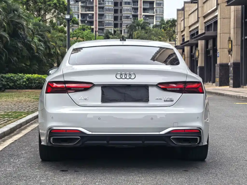 Audi A5 2023 Sportback 40 TFSI quattro Luxury