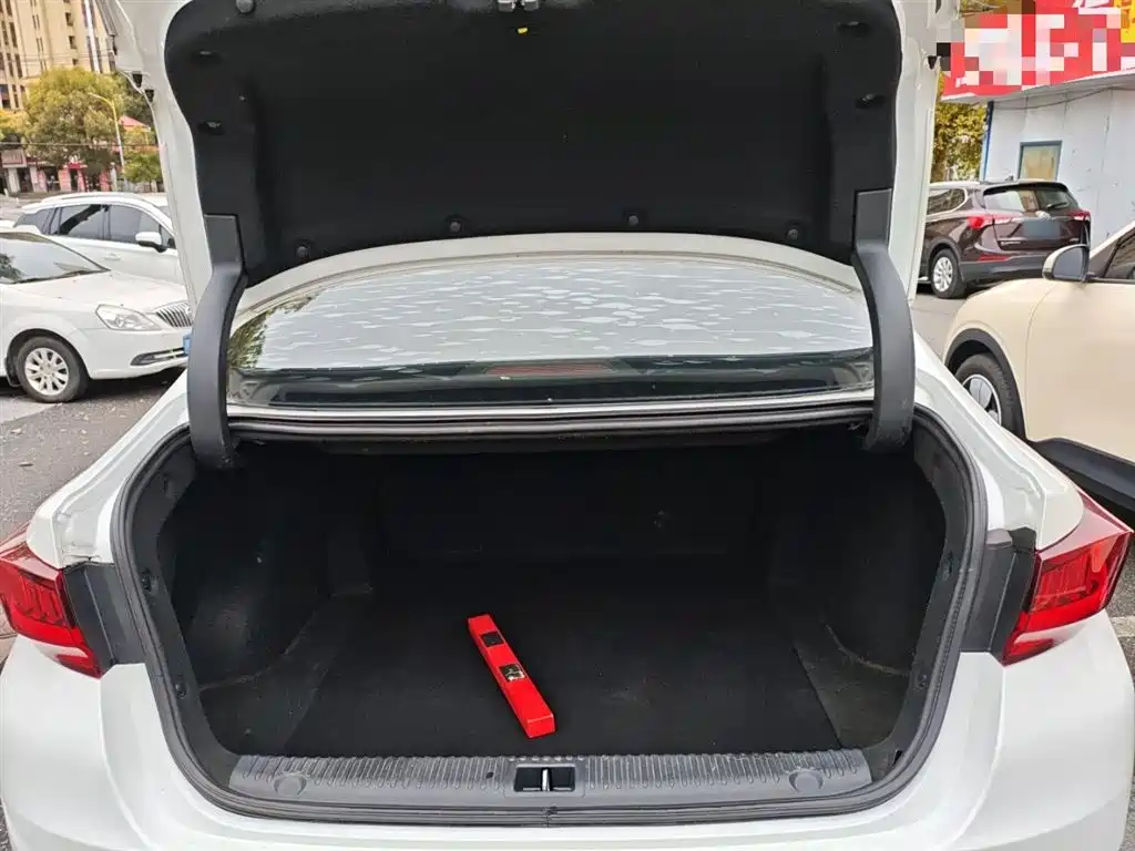 BAIC U7 — миниатюра 19