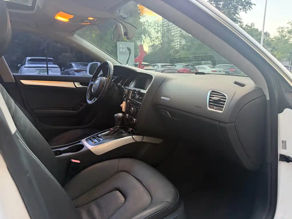 Audi A5 (Import) — миниатюра 11