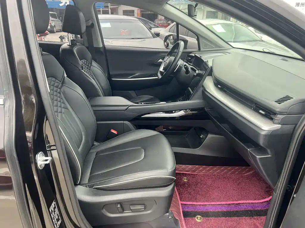 Hyundai Custo — миниатюра 8