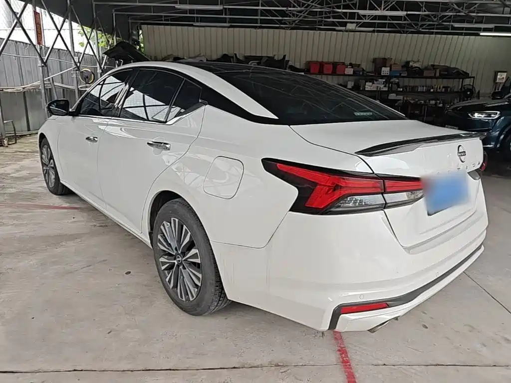 Nissan Teana — миниатюра 5