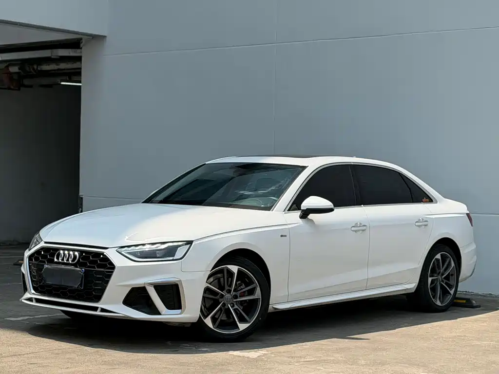Audi A4L 2021