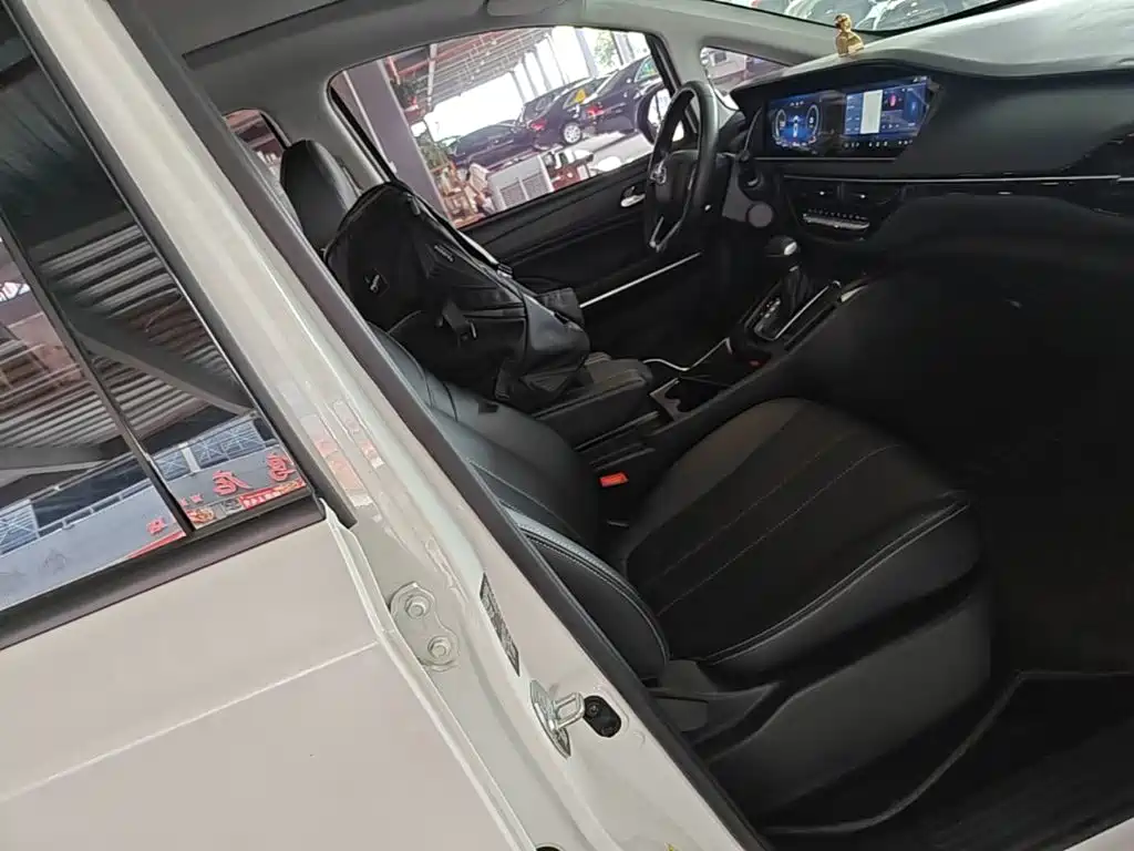 GAC Motor Trumpchi M6 — миниатюра 25