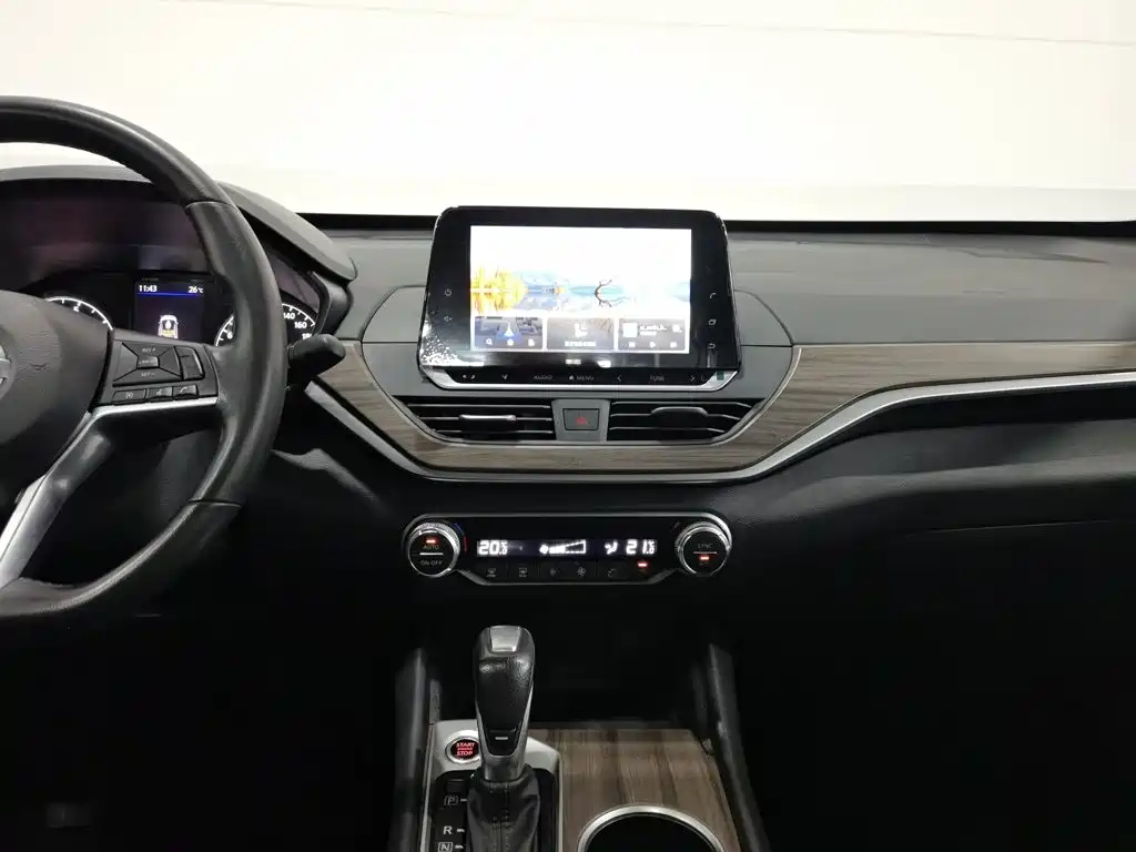 Nissan Teana — миниатюра 12