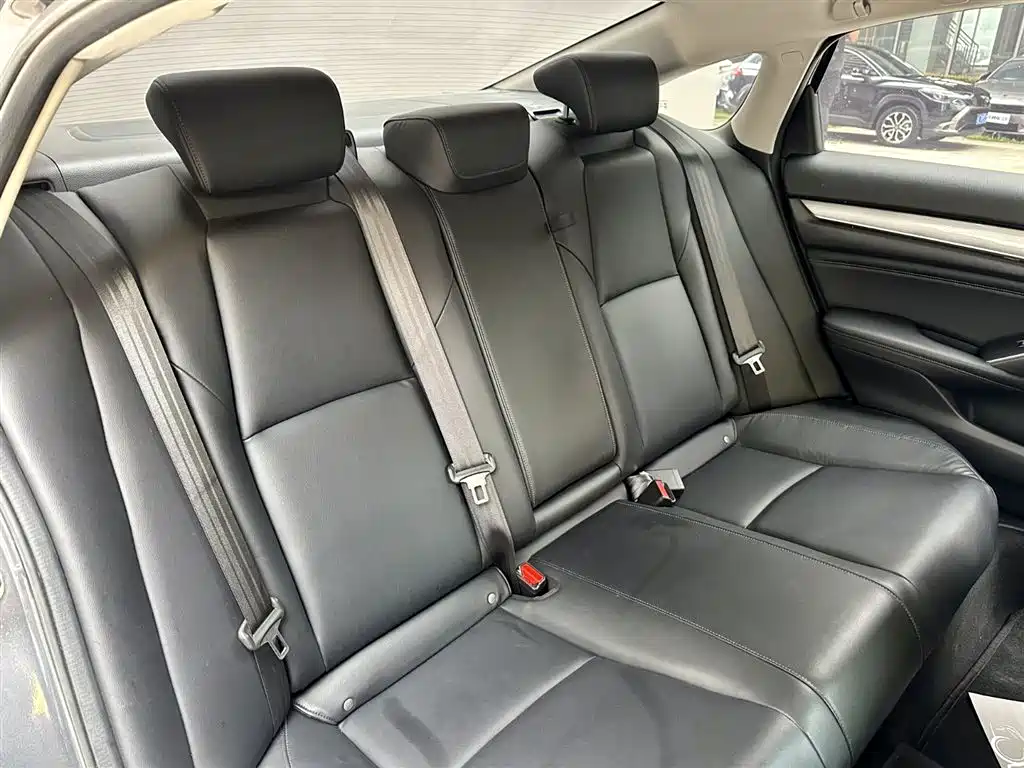 Honda Accord 2022 260TURBO Luxury