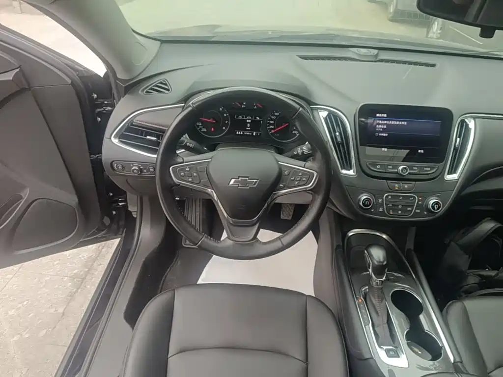 Chevrolet Malibu XL — миниатюра 11