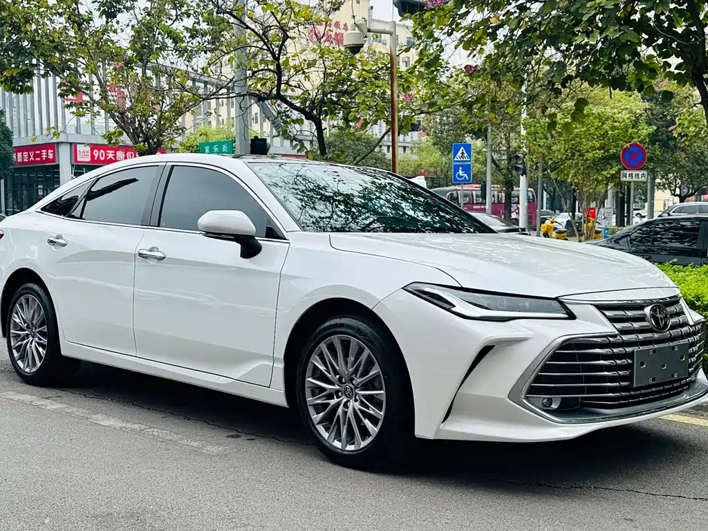 TOYOTA ASIAN DRAGON