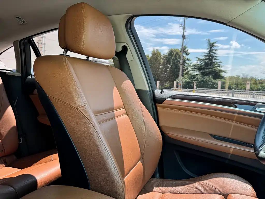 BMW X6 — миниатюра 19