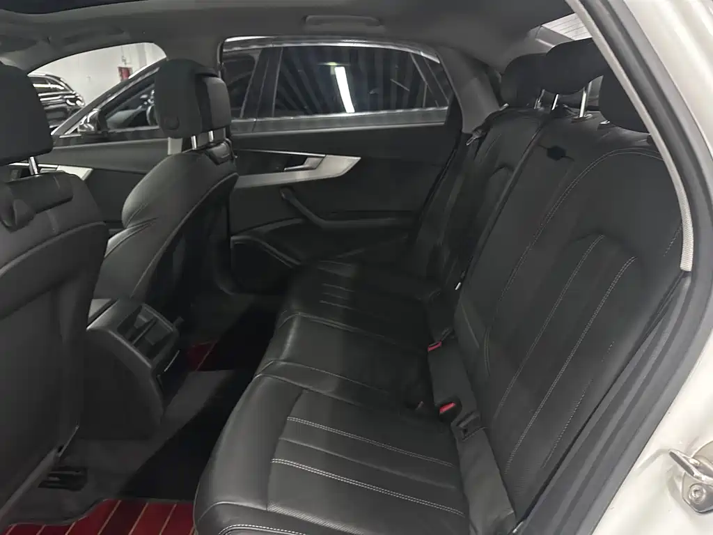 Audi A4L — миниатюра 7