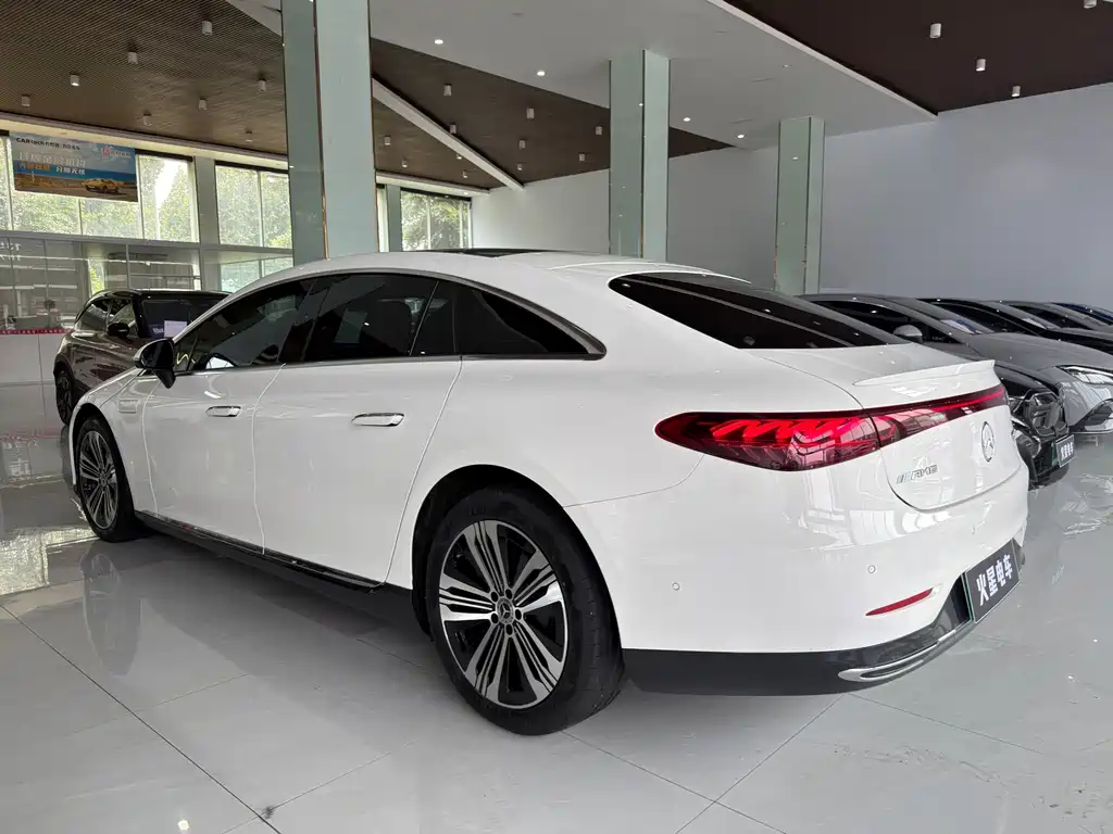 Mercedes-Benz EQS — миниатюра 12