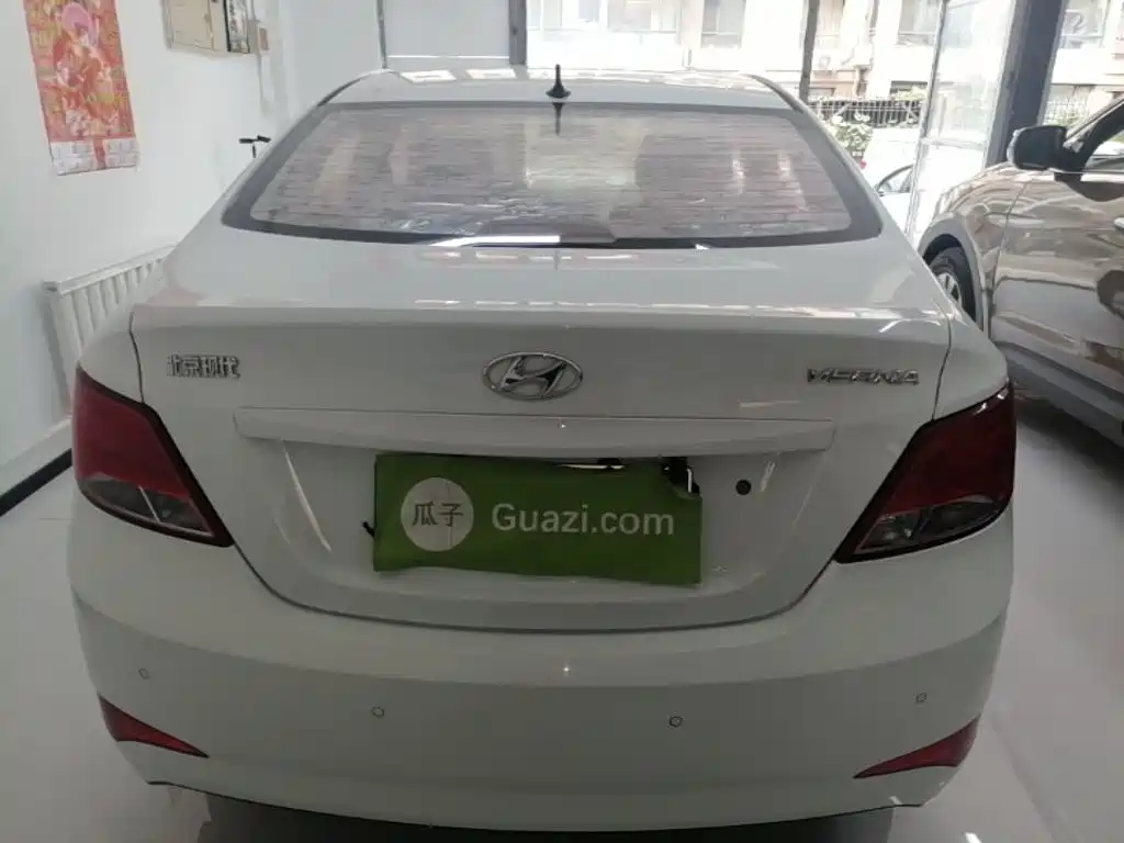 Hyundai Verna — миниатюра 6