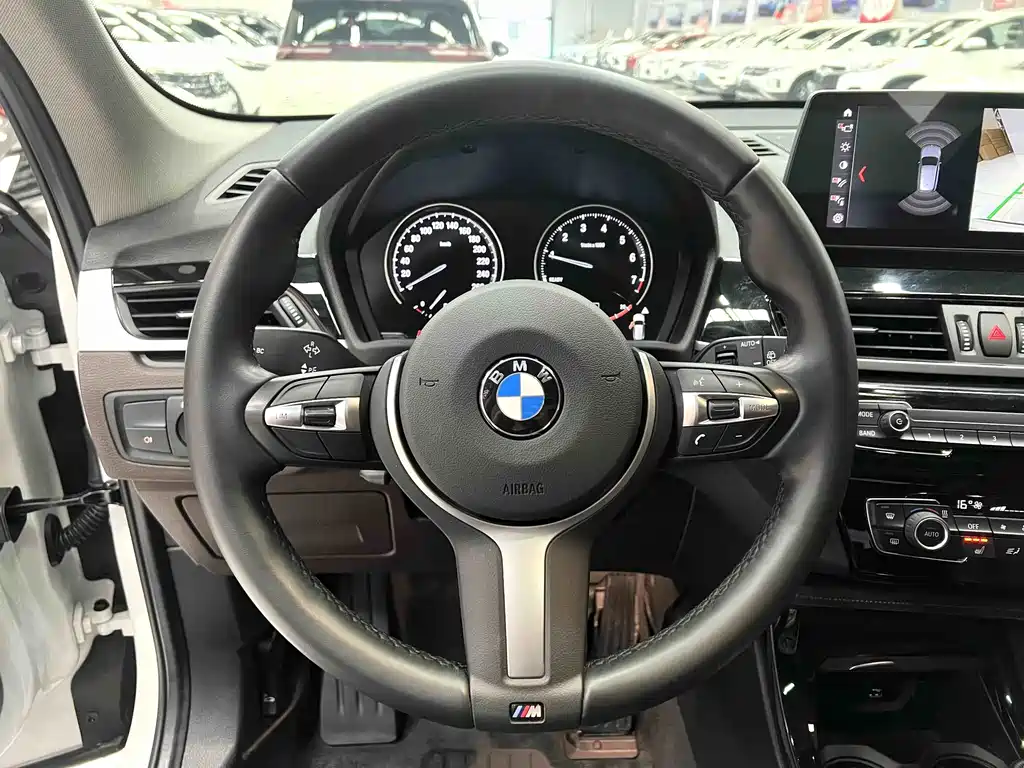 BMW X1 2022 sDrive20Li Premium