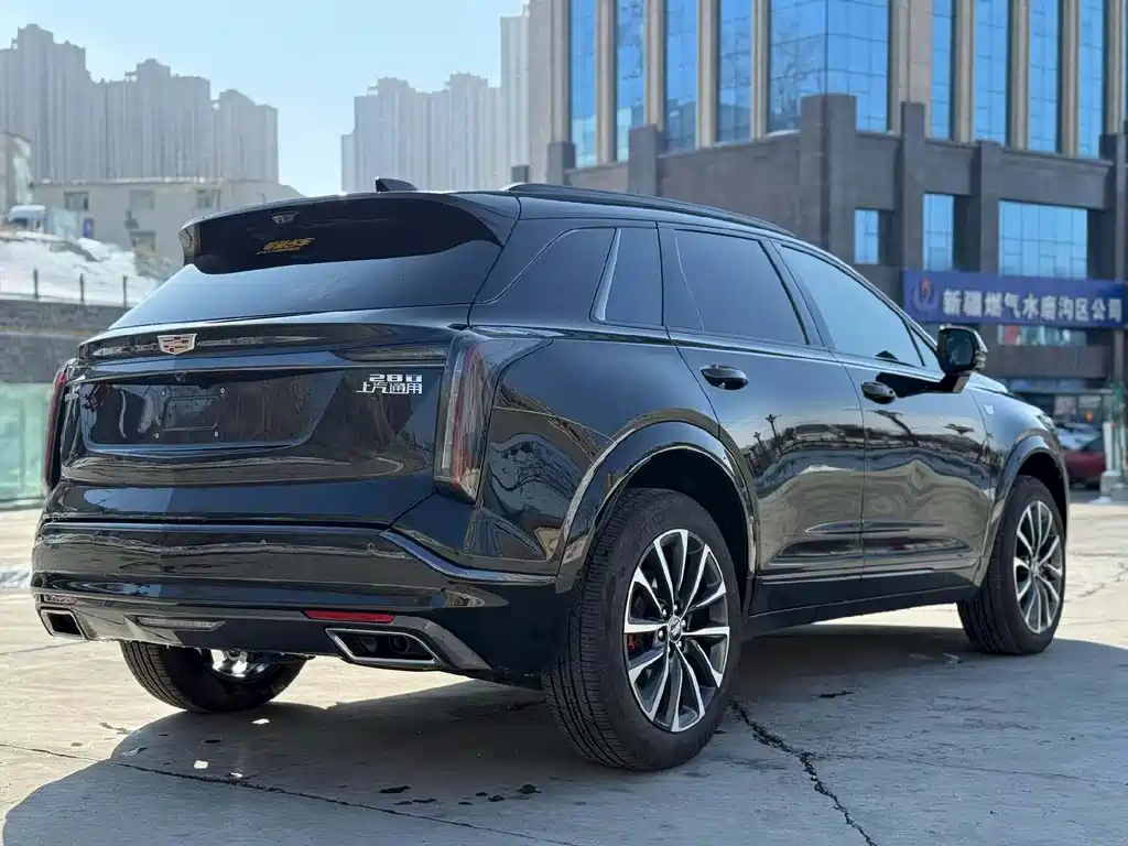 CADILLAC XT5
