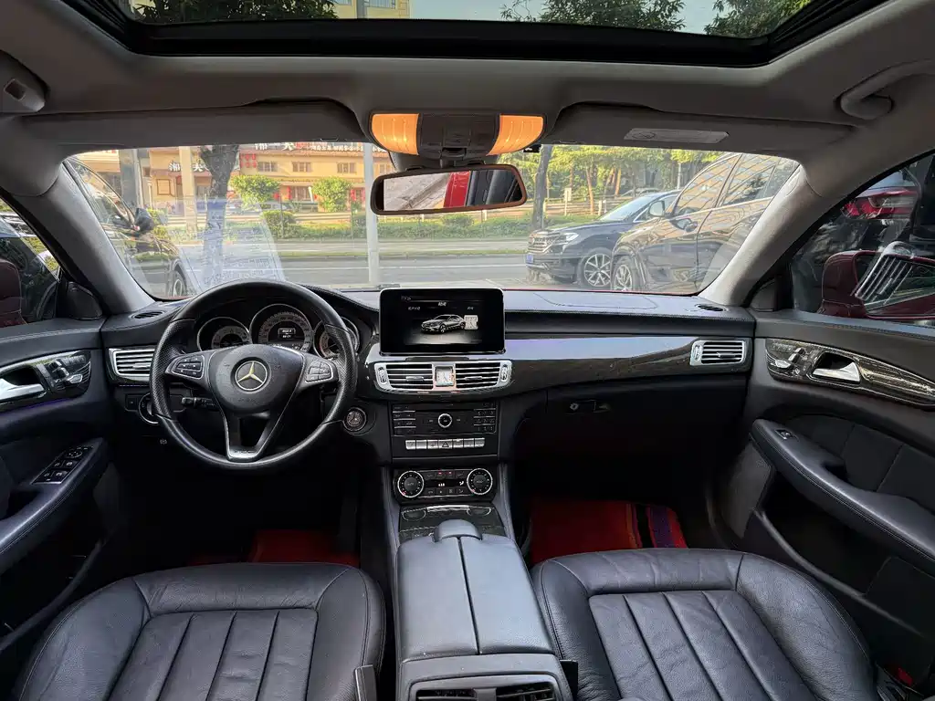 Mercedes-Benz CLS — миниатюра 9