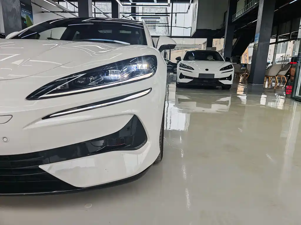 Denza Z9GT 2024 1100 Ultra