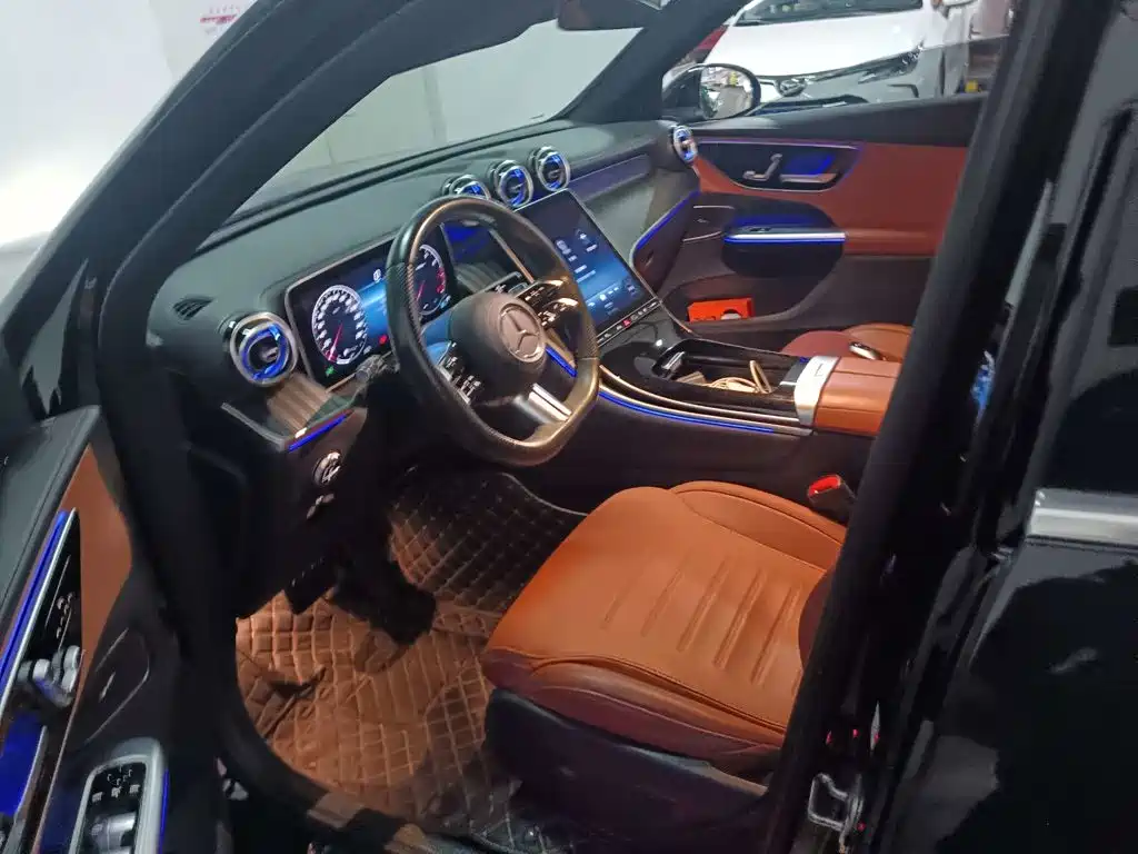 Mercedes-Benz GLC 2023 GLC 300 L 4MATIC 7 мест