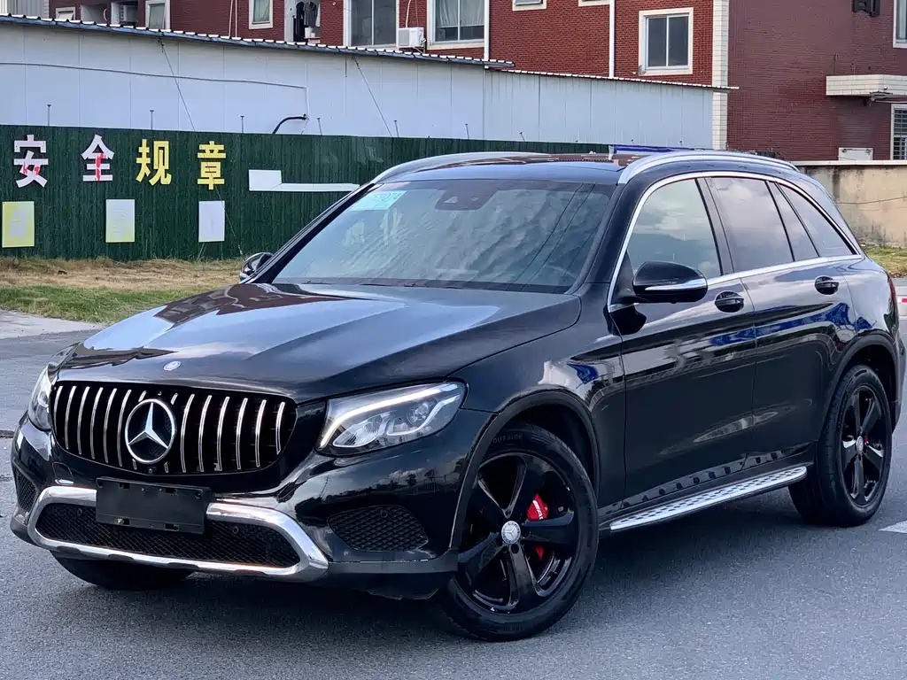 MERCEDES-BENZ GLC