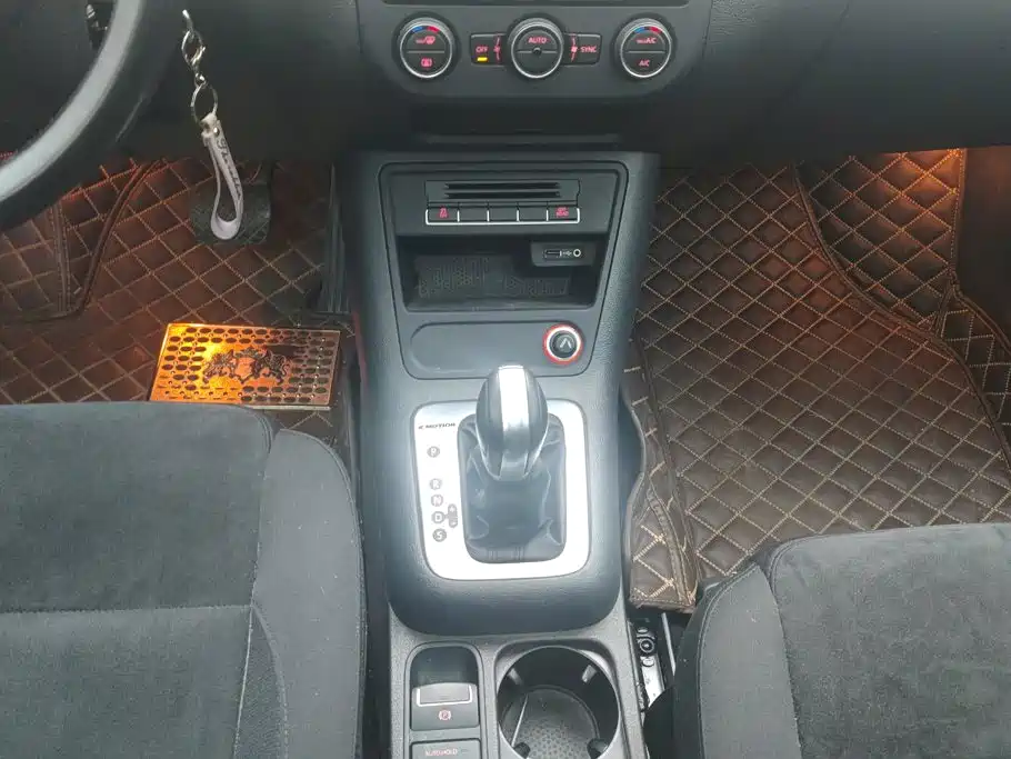 Volkswagen Tiguan — миниатюра 16