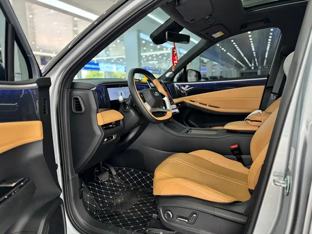 GEELY GALAXY GALAXY L7