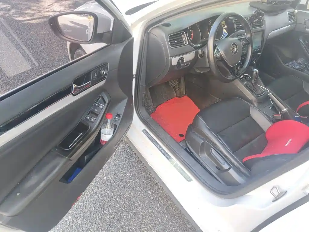 Volkswagen Sagitar — миниатюра 14