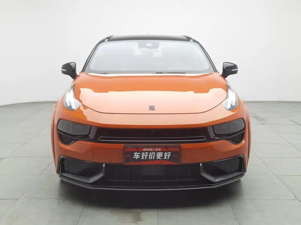 Lynk & Co 02 Hatchback — миниатюра 3