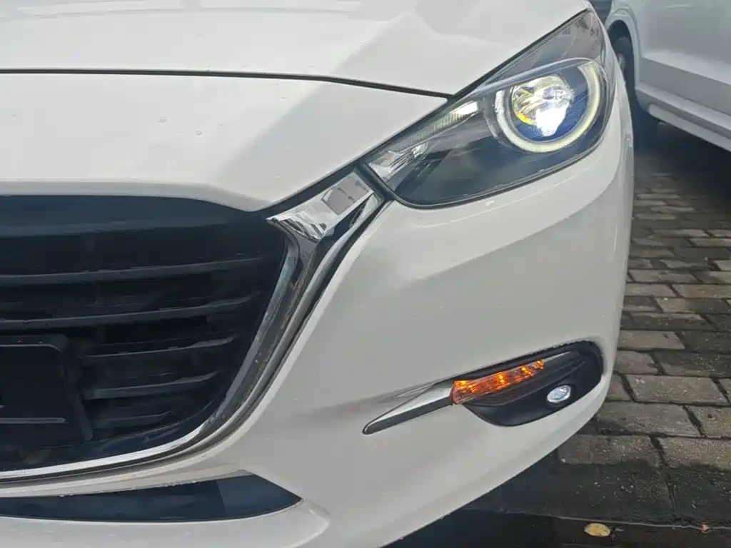 Mazda 3 Axela — миниатюра 24