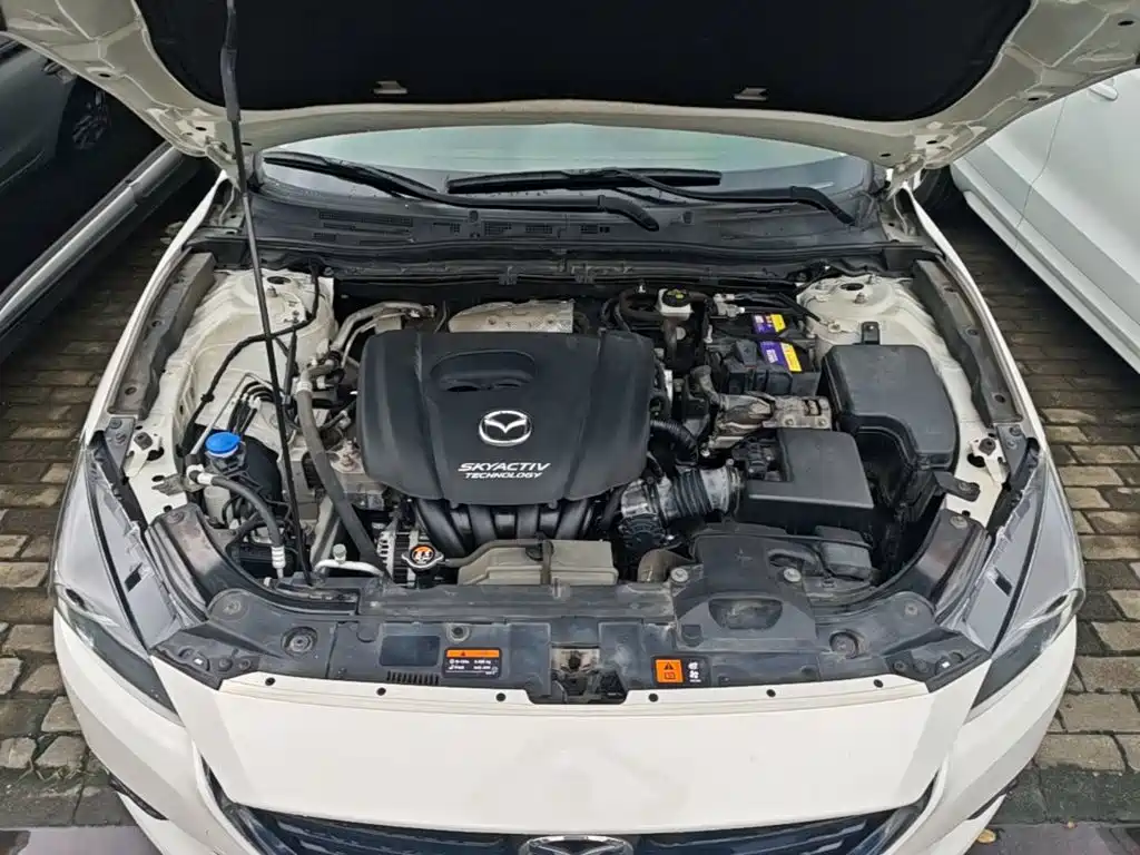 Mazda 3 Axela — миниатюра 20