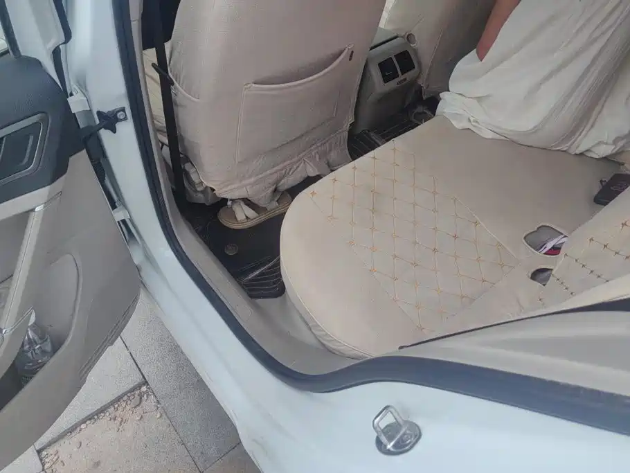 Volkswagen Golf — миниатюра 11