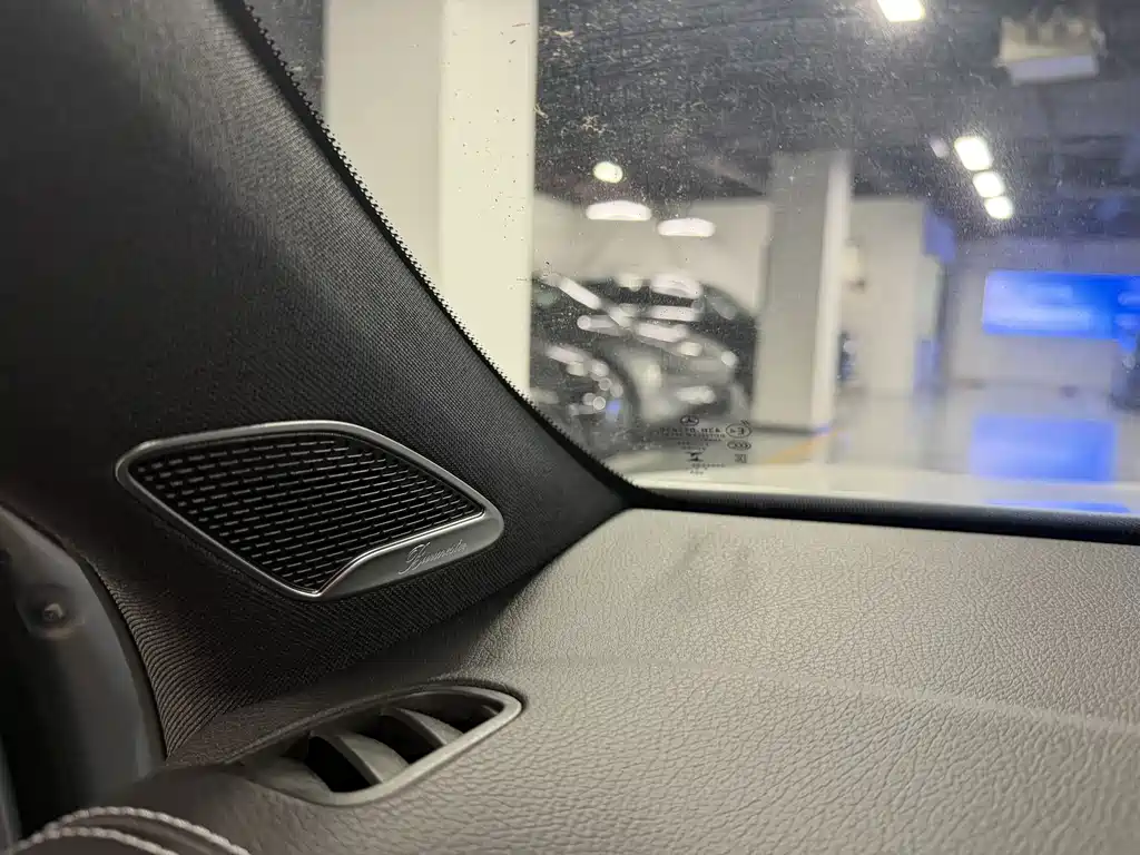 Mercedes-Benz EQB — миниатюра 18