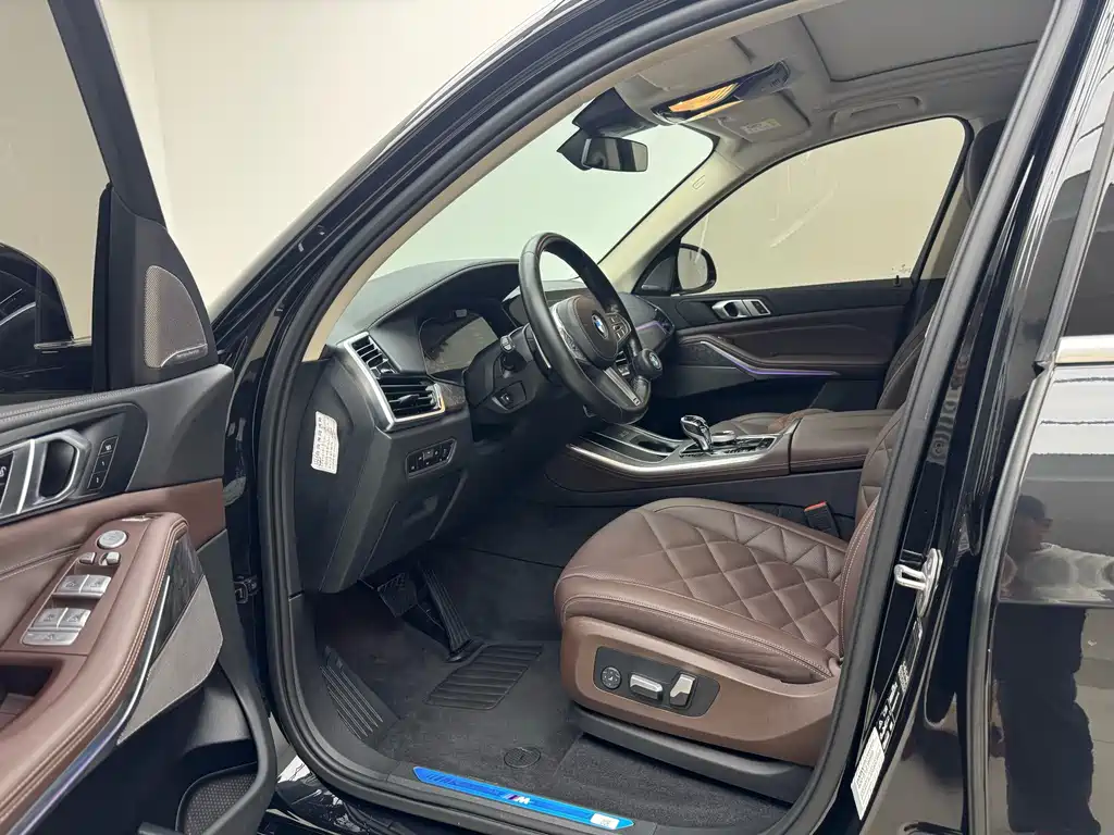 BMW X5 — миниатюра 11