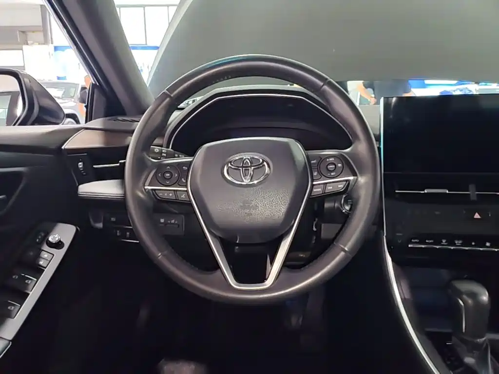 Toyota Avalon — миниатюра 11