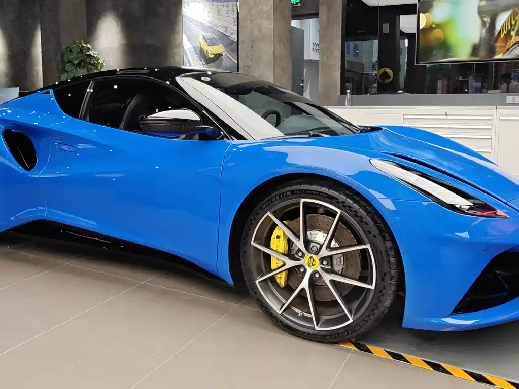Lotus Emira 2022 3.5T V6 MT First Edition