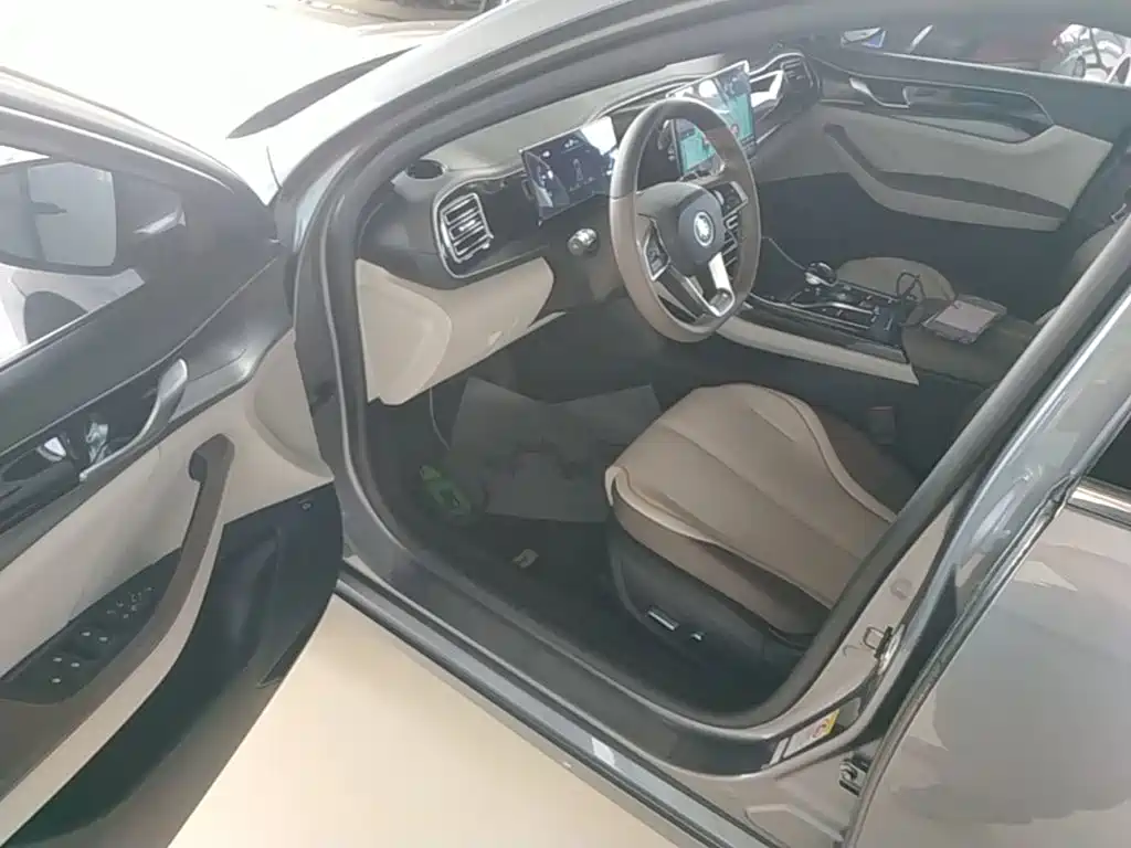 BYD Qin PLUS — миниатюра 16