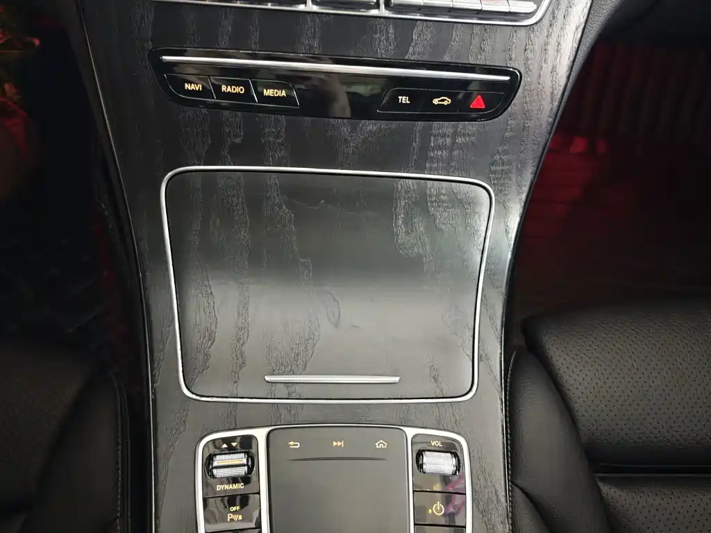 Mercedes-Benz C-Class — миниатюра 16