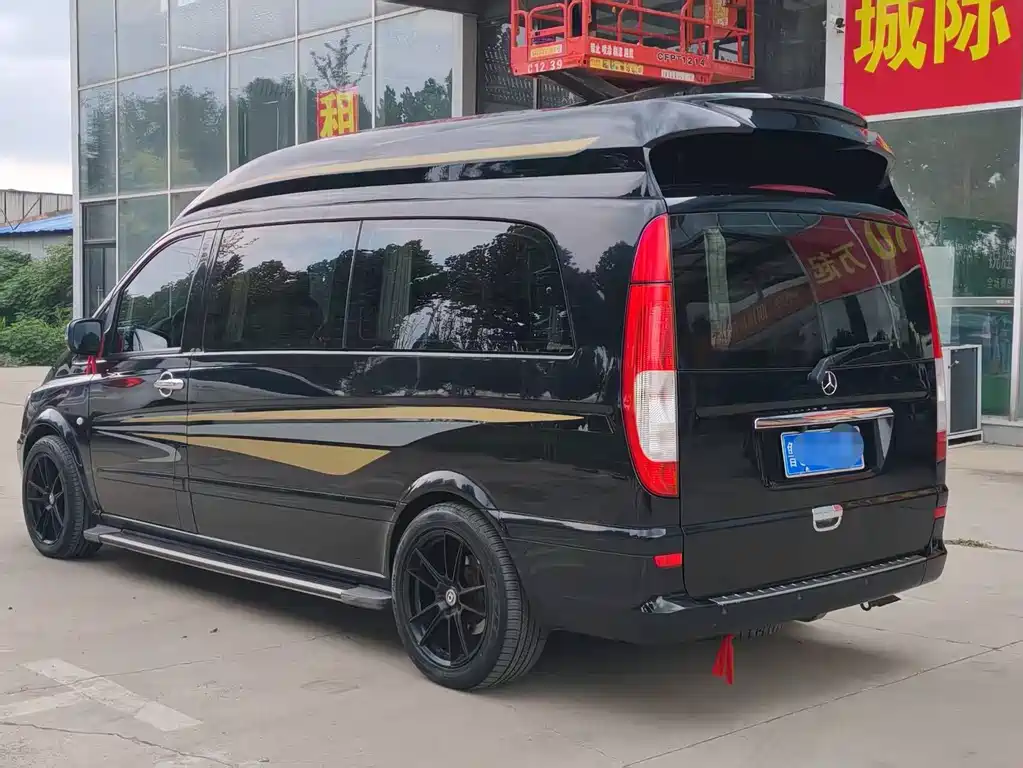 Mercedes-Benz Vito — миниатюра 4