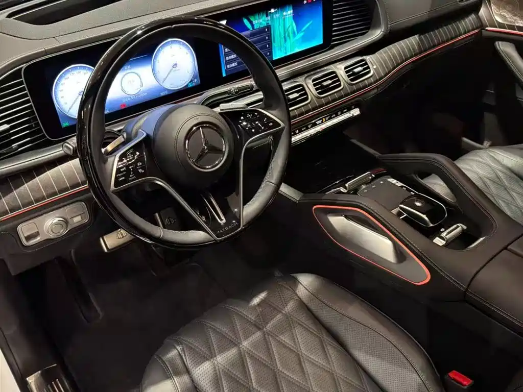 Mercedes-Benz GLS — миниатюра 10