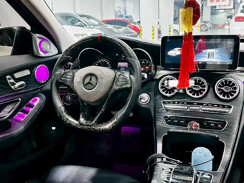 Mercedes-Benz C-Class — миниатюра 8
