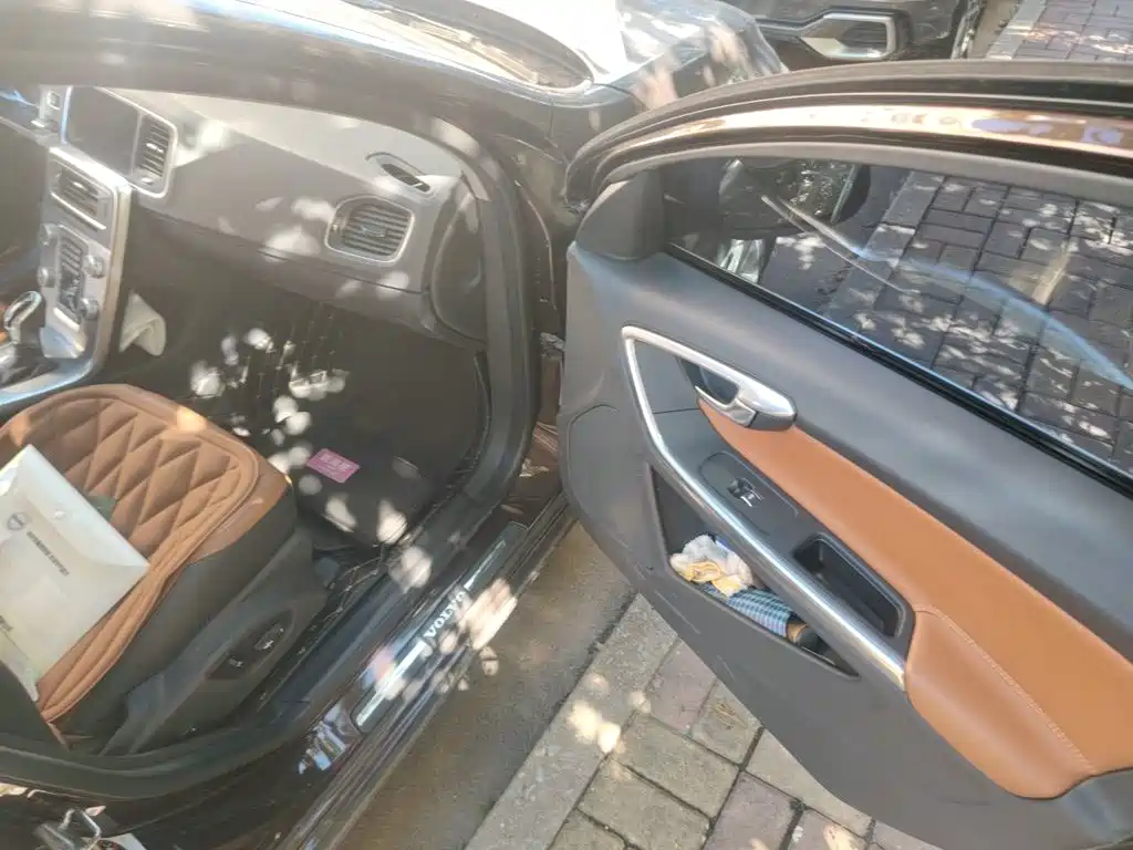 Volvo S60 — миниатюра 18