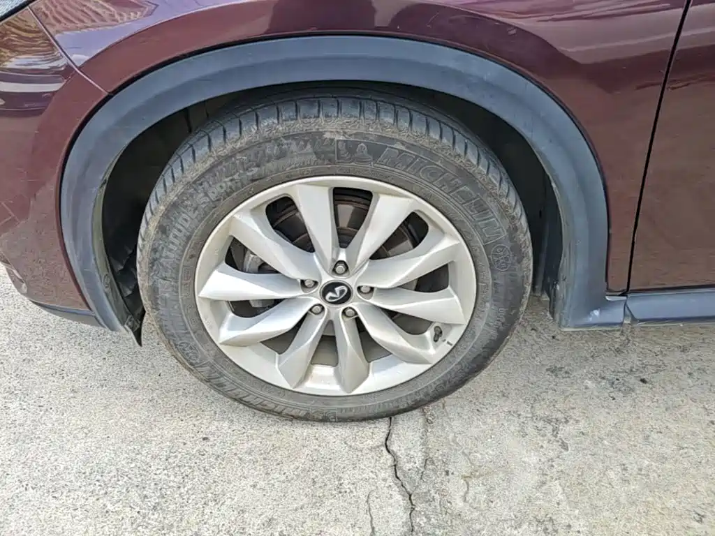 Infiniti QX50 — миниатюра 23